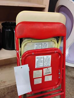 2 CHILDRENS FOLDING CHAIRS
