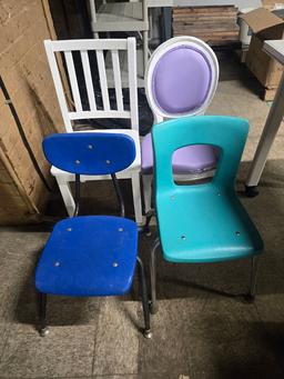 4 ASSORTED KIDS CHAIRS