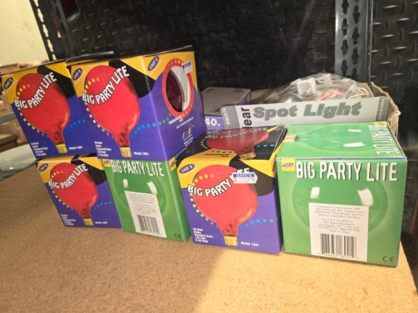 LOT OF ASSORTED PARTY LIGHT BULBS