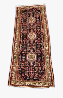 ORIENTAL TYPE RUNNER RUG MEASURING 10'11 X 4'4