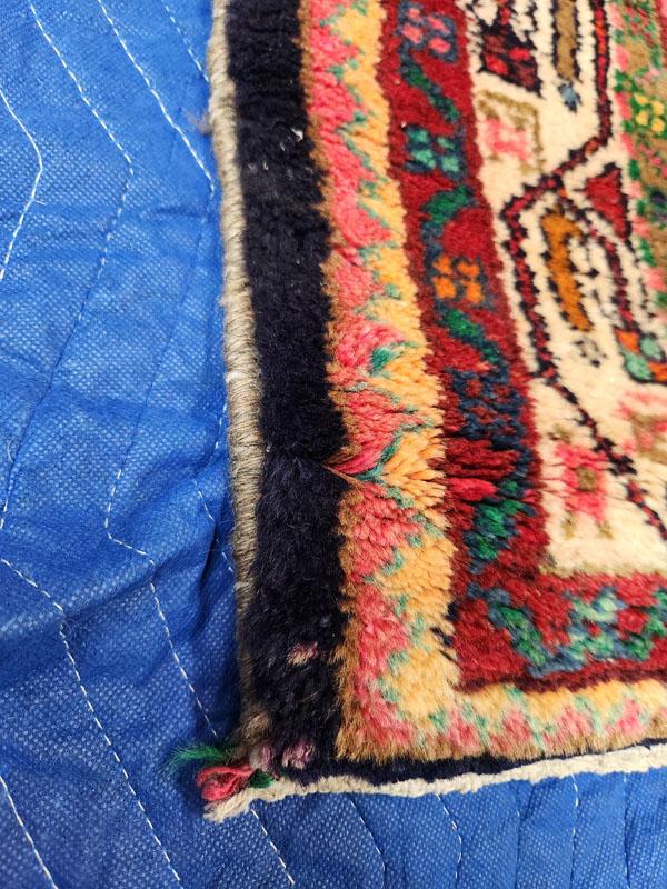 ORIENTAL TYPE RUNNER RUG MEASURING 10'11 X 4'4