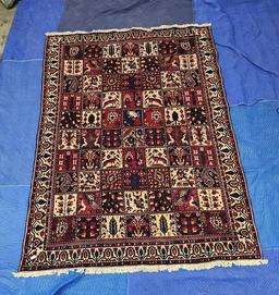 ORIENTAL TYPE AREA RUG MEASURING 9'10 X 7'3