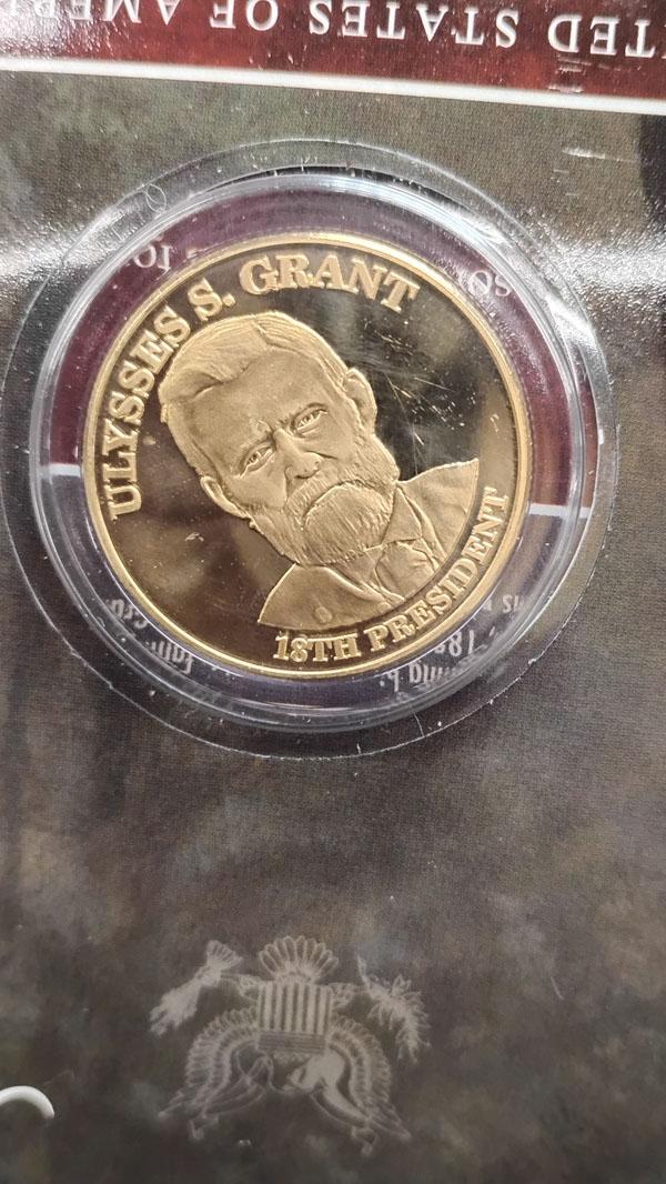 ULYSSES S GRANT 18TH PRESIDENTIAL COMMEMORATIVE $1 COIN