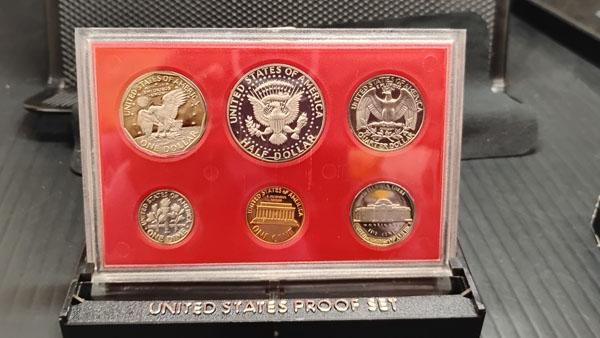 U.S. 1981 S MINT COIN PROOF SET