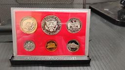 U.S. 1982 PROOF SET WITH 1789 DEPT OF TREASURY COIN