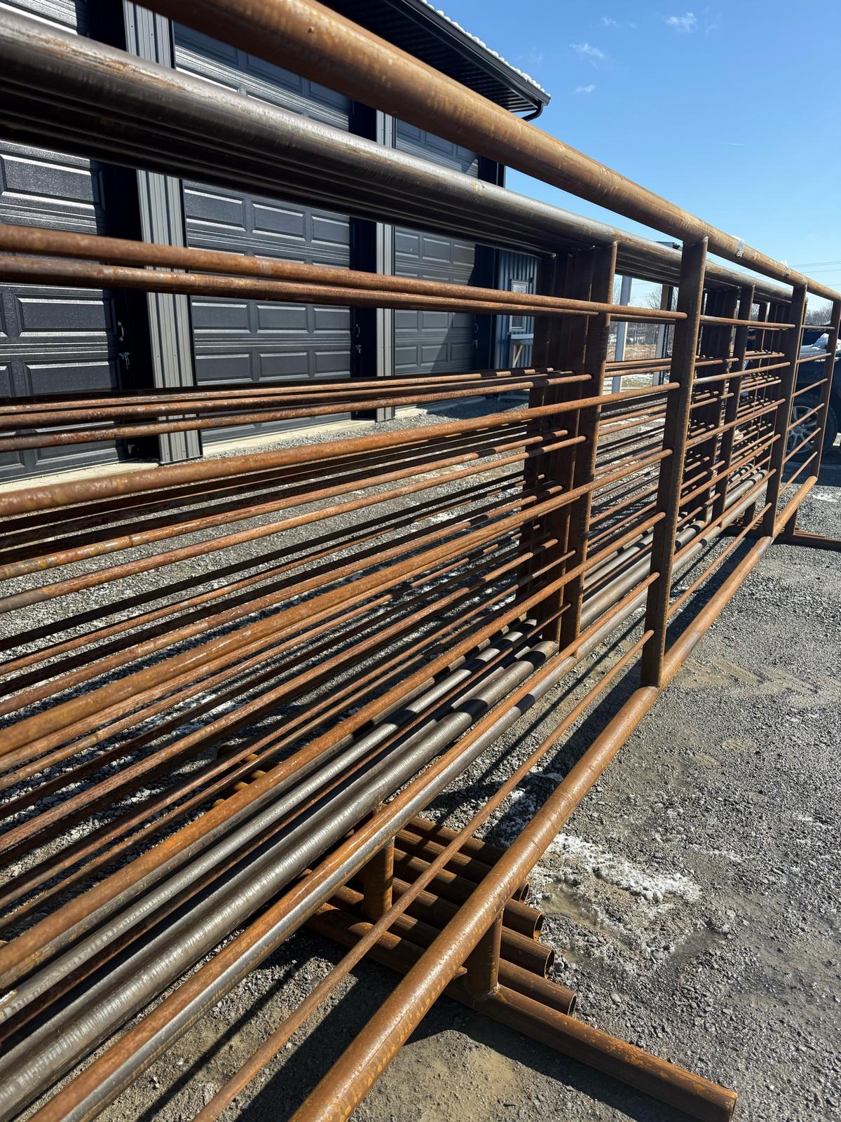 5- 24ft Free Standing Panels