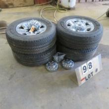 (4) Tire Rims, Used Hub Caps & Lug Nuts for 2500 Ram