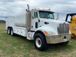 2006 PETERBILT  335 LUBE TRUCK