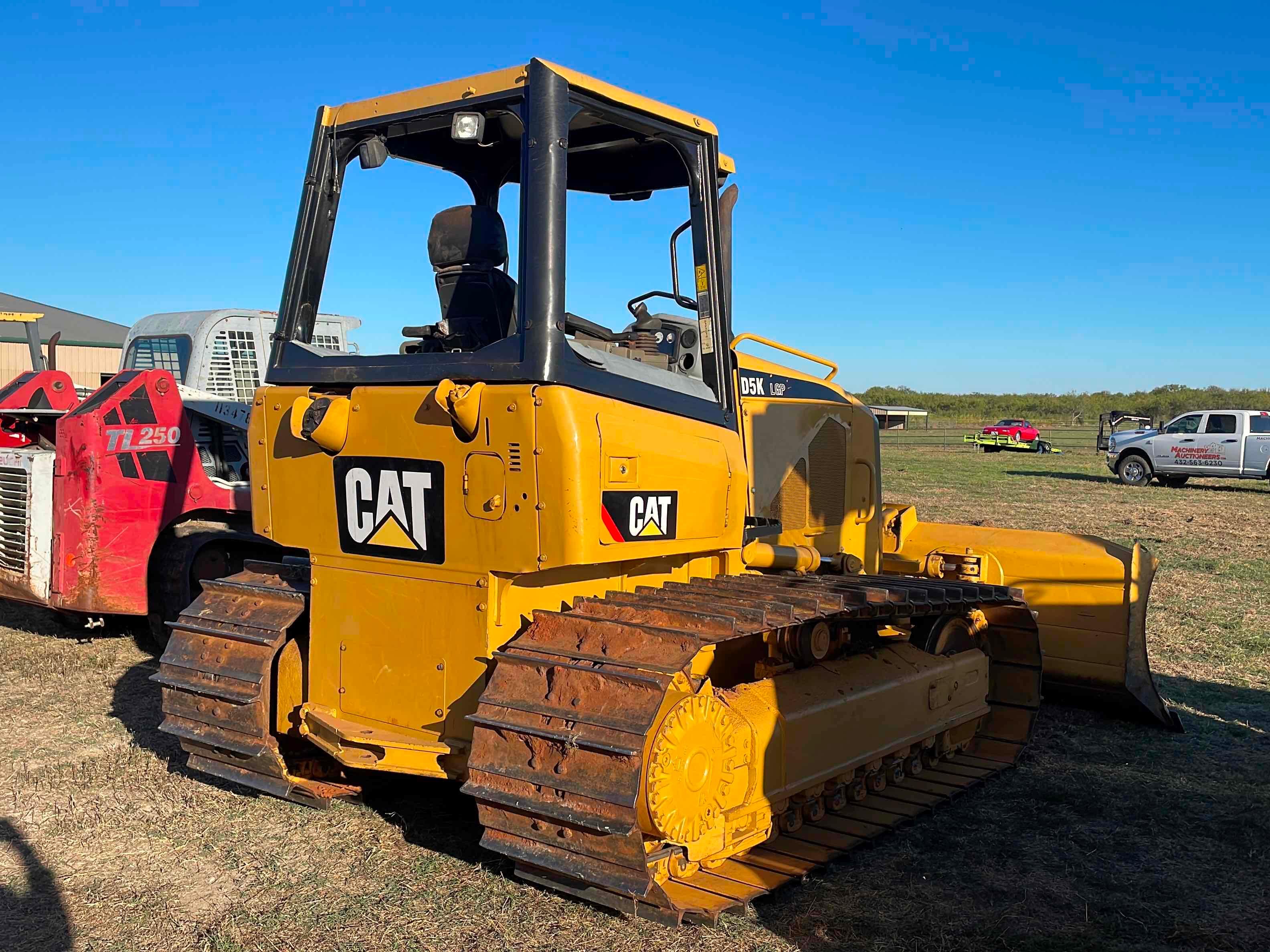 CATERPILLAR  D5K LGP