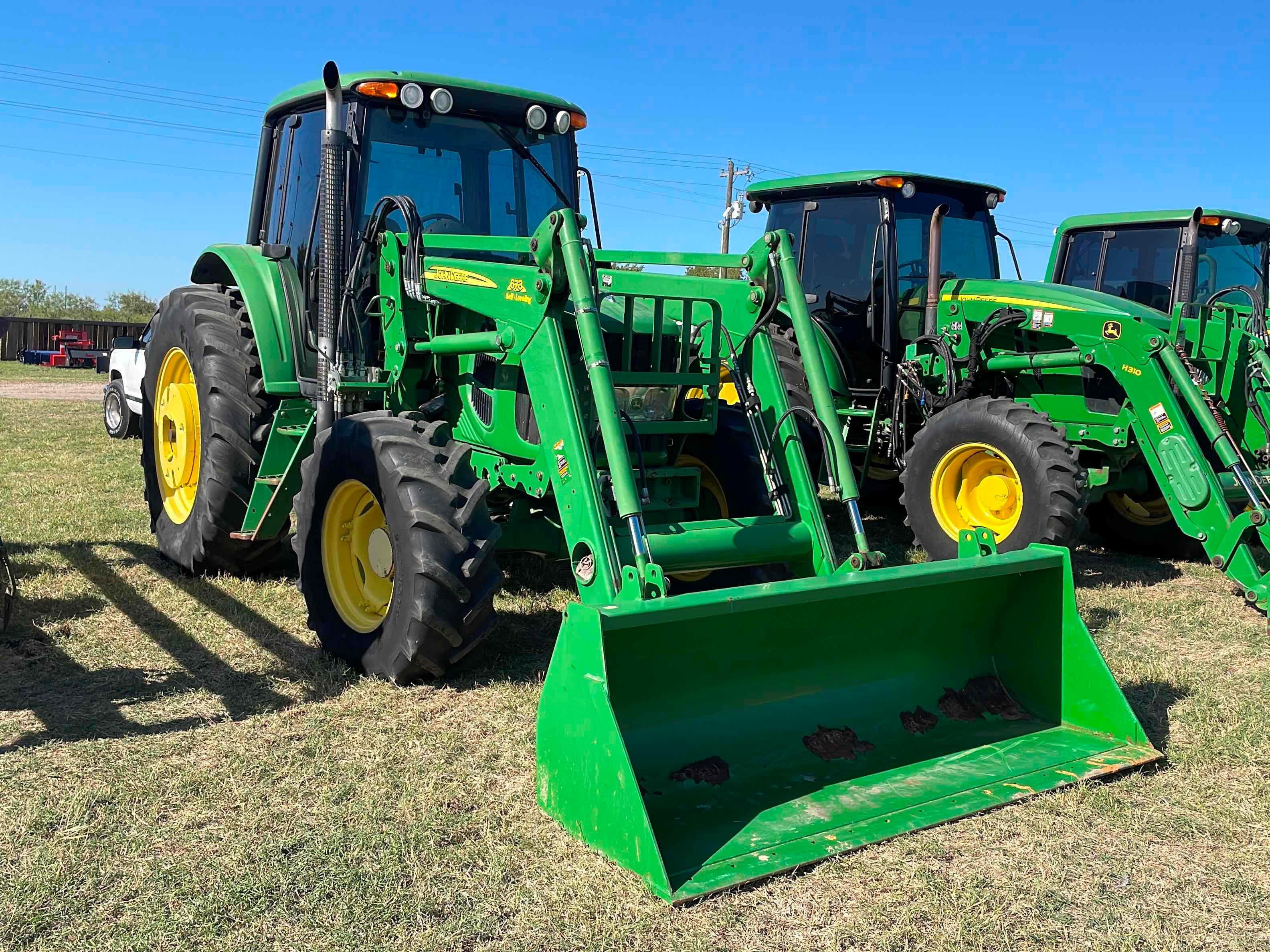 JOHN DEERE PREMIUM 6430 W/ LOADER