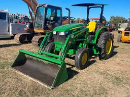 JOHN DEERE  5045E W/ LOADER
