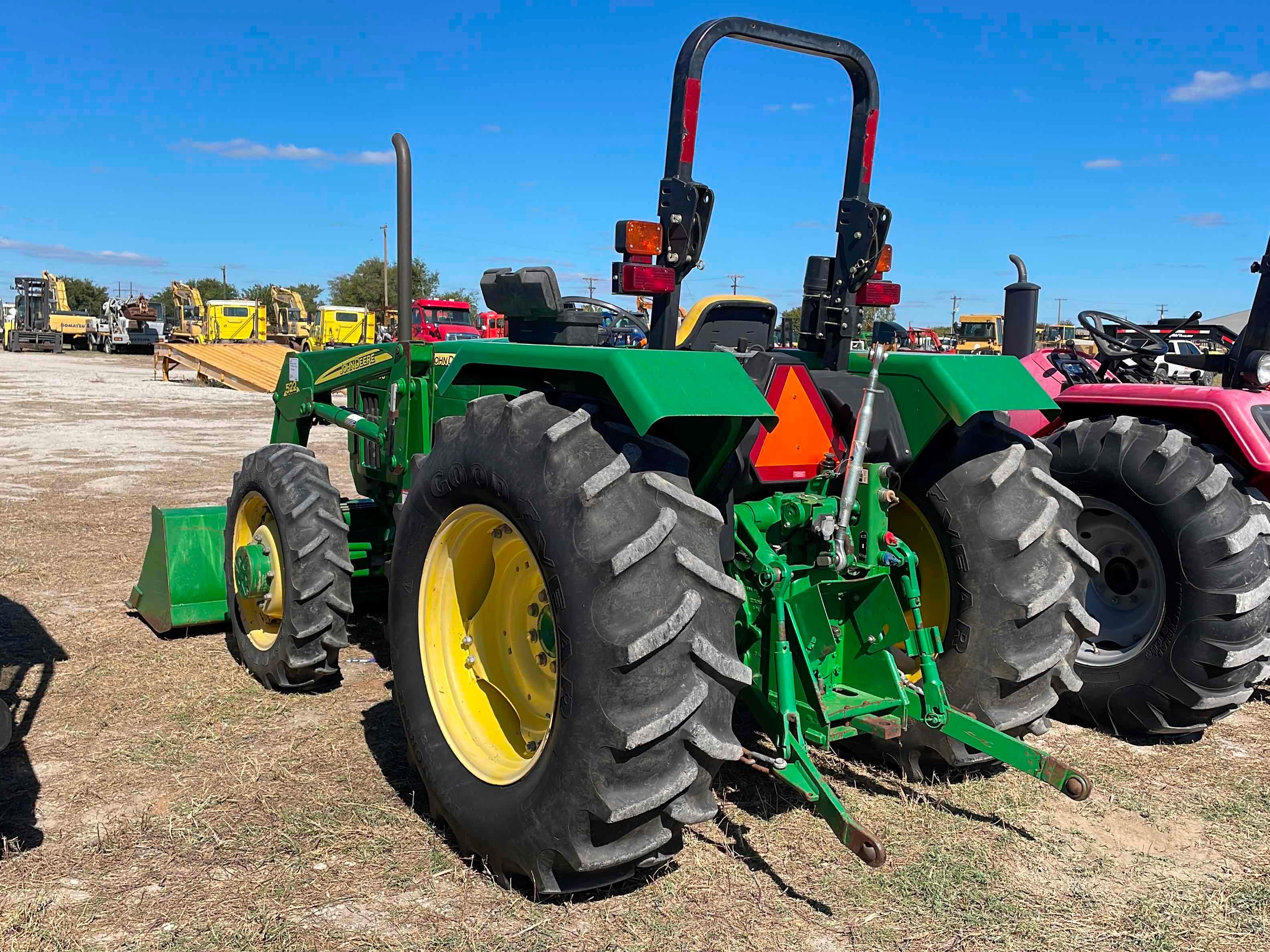 JOHN DEERE  5403 W/ LOADER