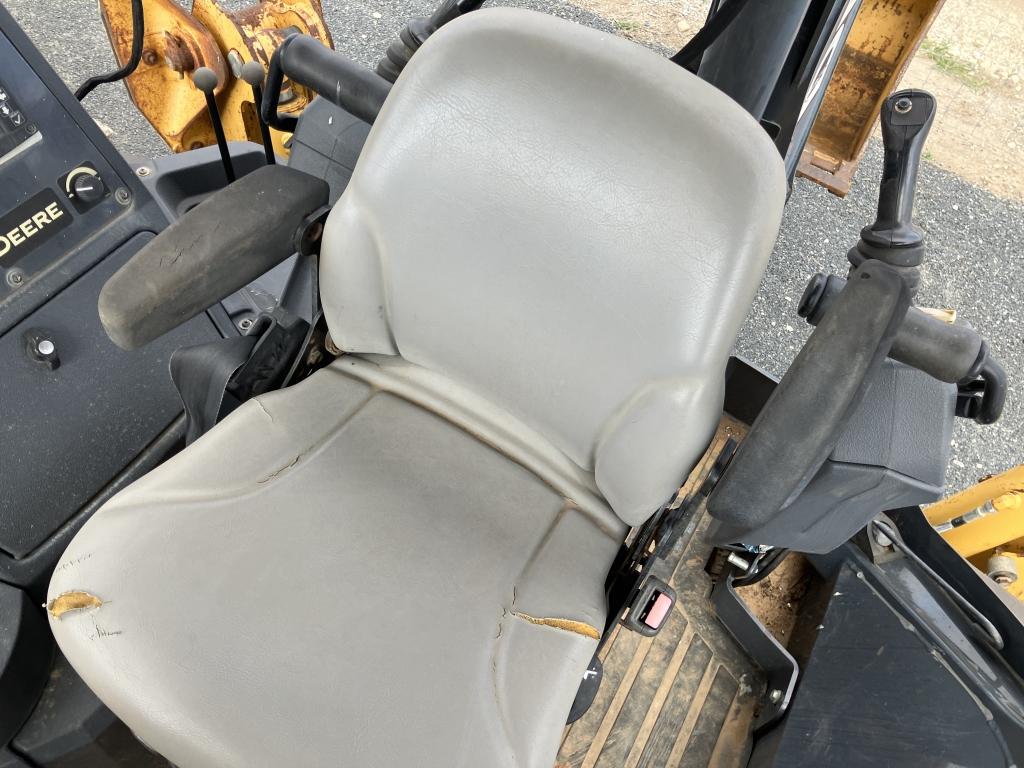 JD 310 sl backhoe 4x4 hrs 3114 nice backhoe ser# IT0310SLKFF288429
