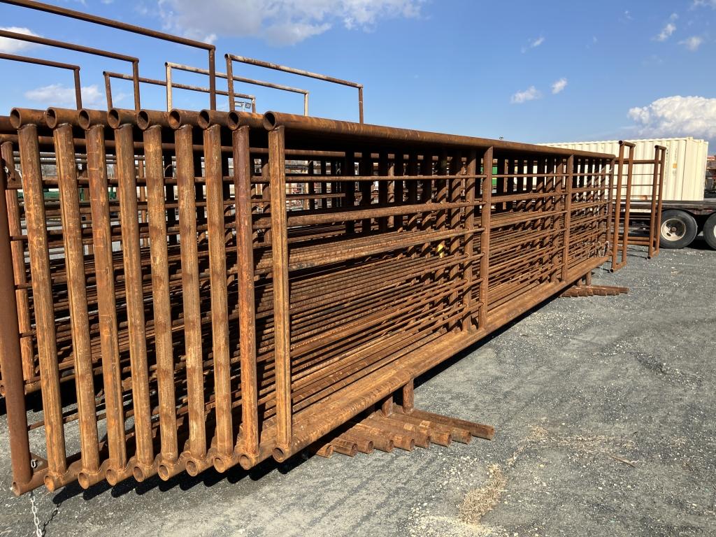 24ft free standing panels w/ 1 12ft gate