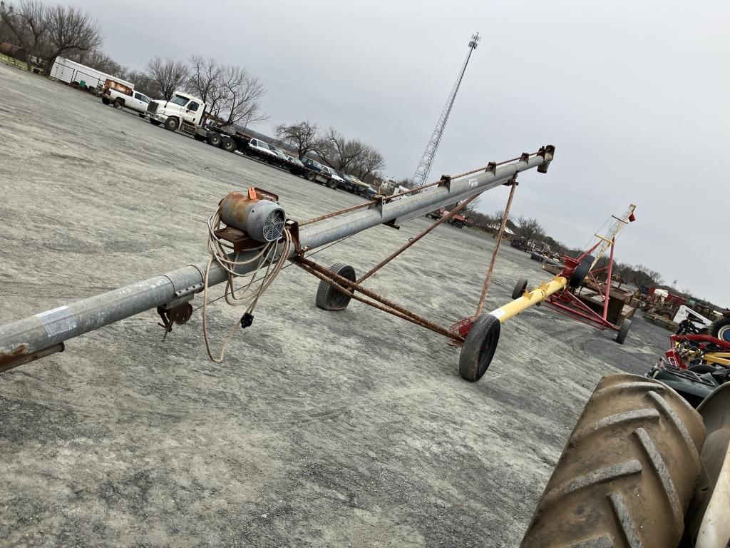 Hutchinson 6" x approx 30ft grain auger