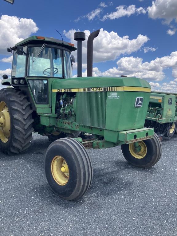 JD 4840 TRACTOR POWERSHIFT W/DUALS 3736 HRS RUNS & SHIFTS CORRECT GOOD TRACTOR