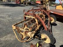 NEW HOLLAND 56 HAY RAKE