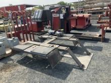 SMALL CARLIFT WORKING TILL DISCONNECTED