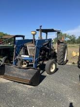 27FORD 7600 TRACTOR W/BUSH HOG 2846 LOADER RUNS AND GOES STRAIGHTOUT OF BARN