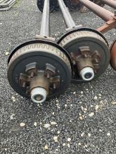 PAIR 6 LUG AXLES
