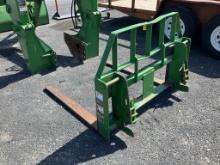 JD LOADER 48'' PALLETT FORKS