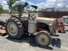 FORD 8N TRACTOR W/FORD SHREDDER NOT RUNNING / PER OWNER WAS RUNNING WHEN PARKED IN BARN