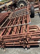 12FT CATTLE PANELS W/4FT BOW GATE