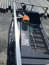 WOLVERINE 72IN VIBRATORY SCREEN BUCKET