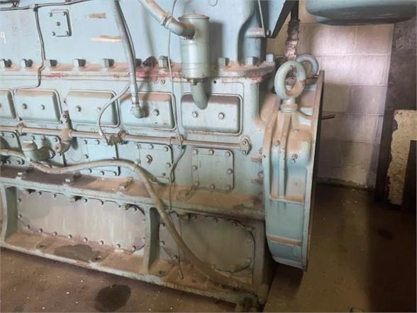 Waukesha 6 Cyl Engine