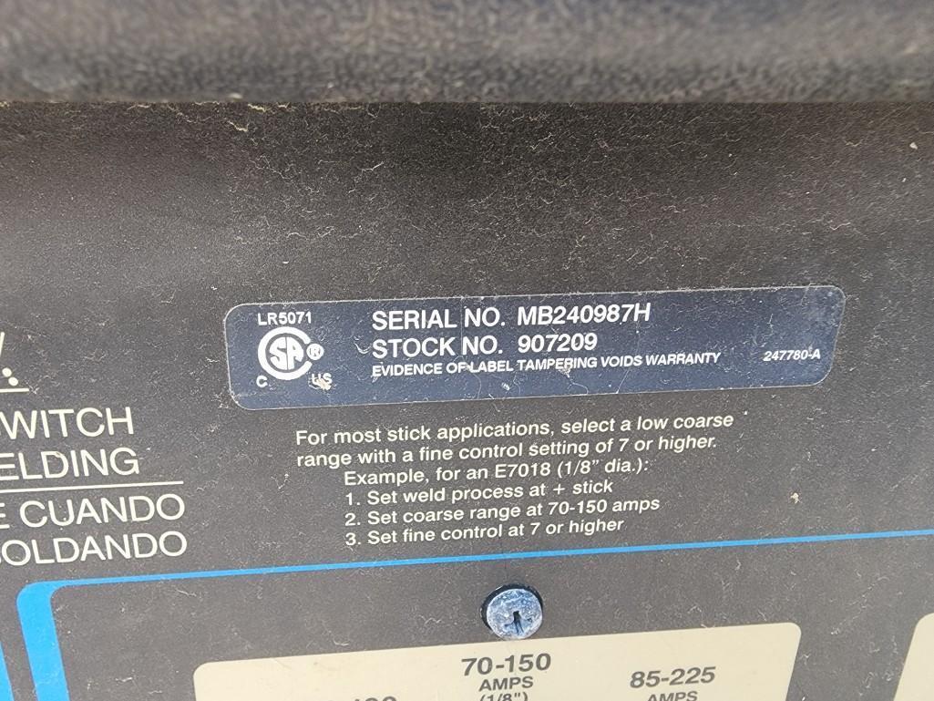 Miller Bobcat 225 Welder Generator