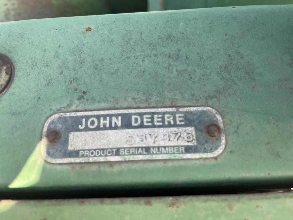 John Deere 215 Platform