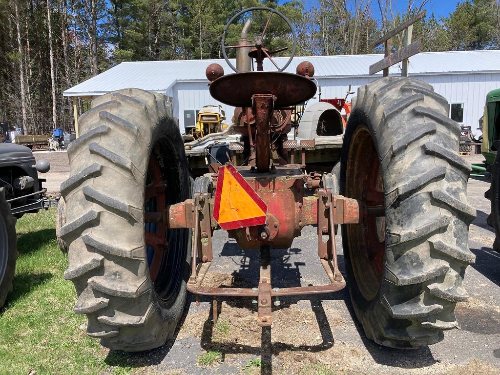 Farmall H Tractor Wide Front