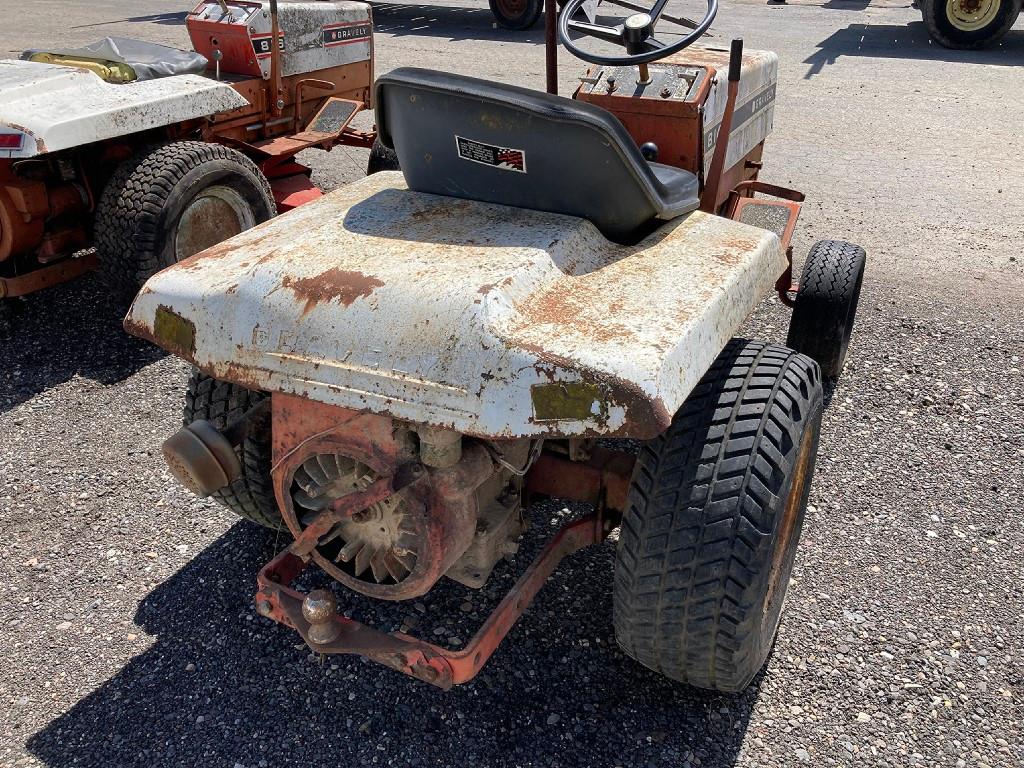 Gravely 814 Riding Mower (Parts)