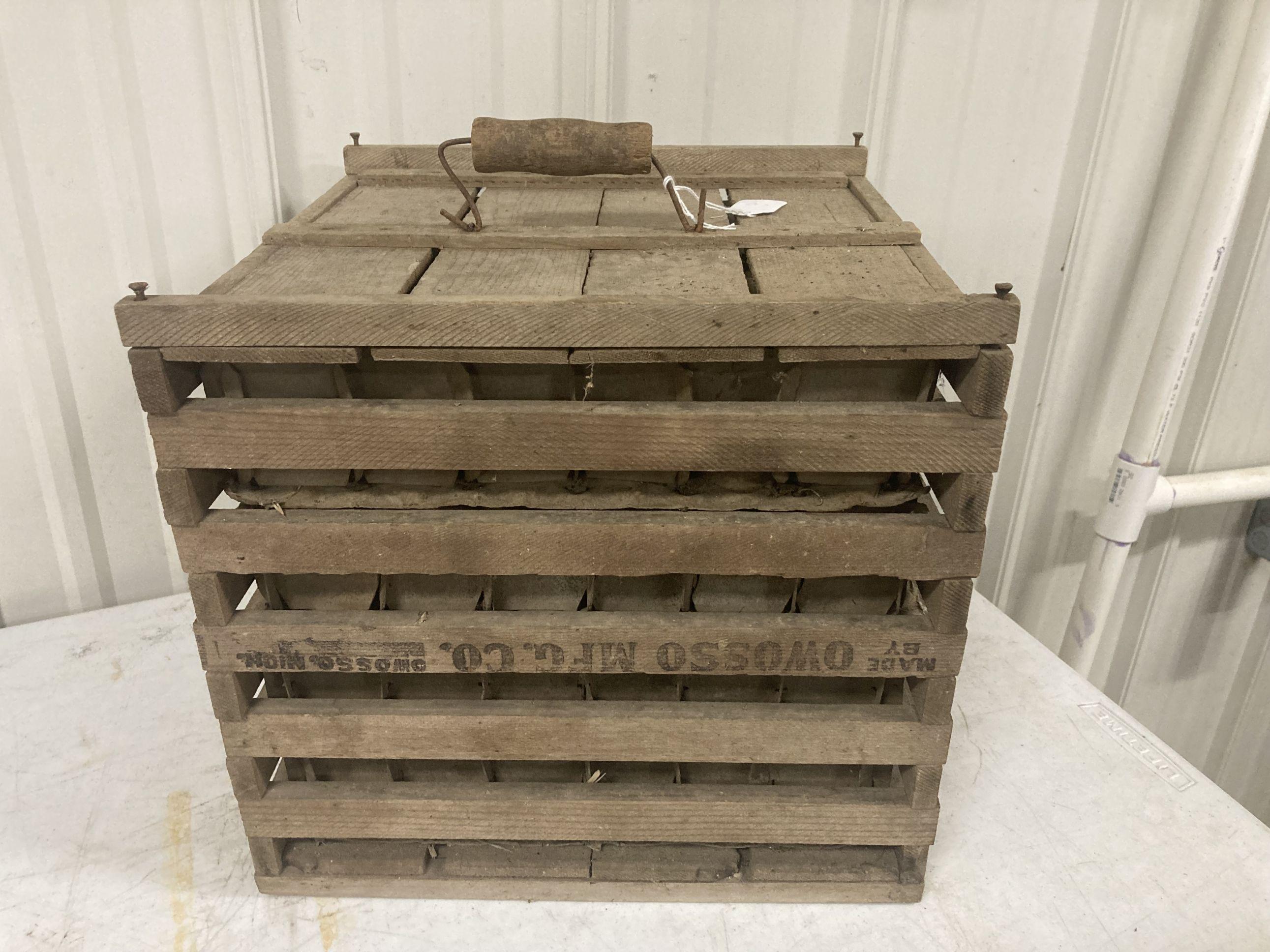 Humpty Dumpty Egg Crate (Owosso, MI)