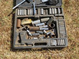 Craftsman Sockets in case with Pace Setter Line CP 834 Air Wrench
