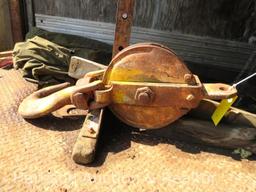 Large Pully