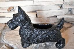 Scottish Terrier Black Planter