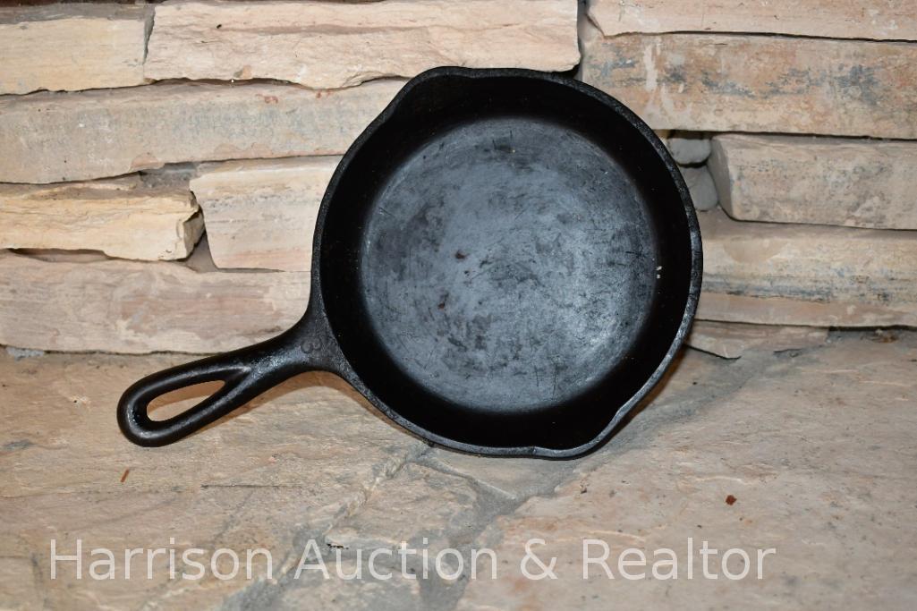 7in Wagner No3 Cast Iron Skillet