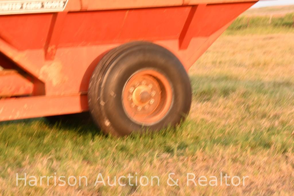 UT 400 BUSHEL GRAIN CART