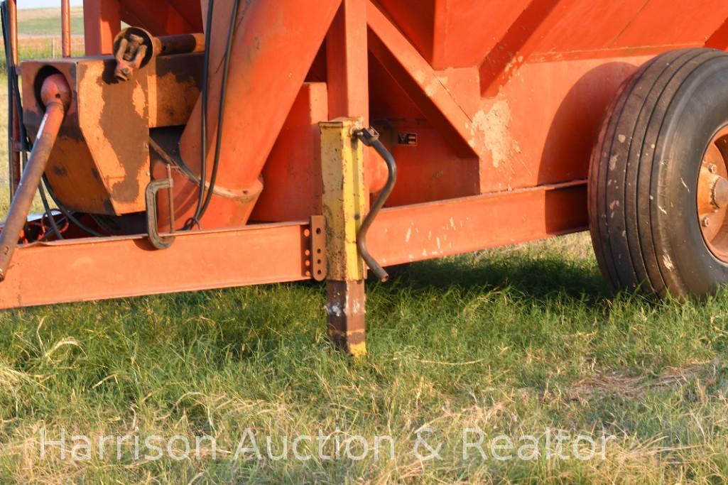 UT 400 BUSHEL GRAIN CART