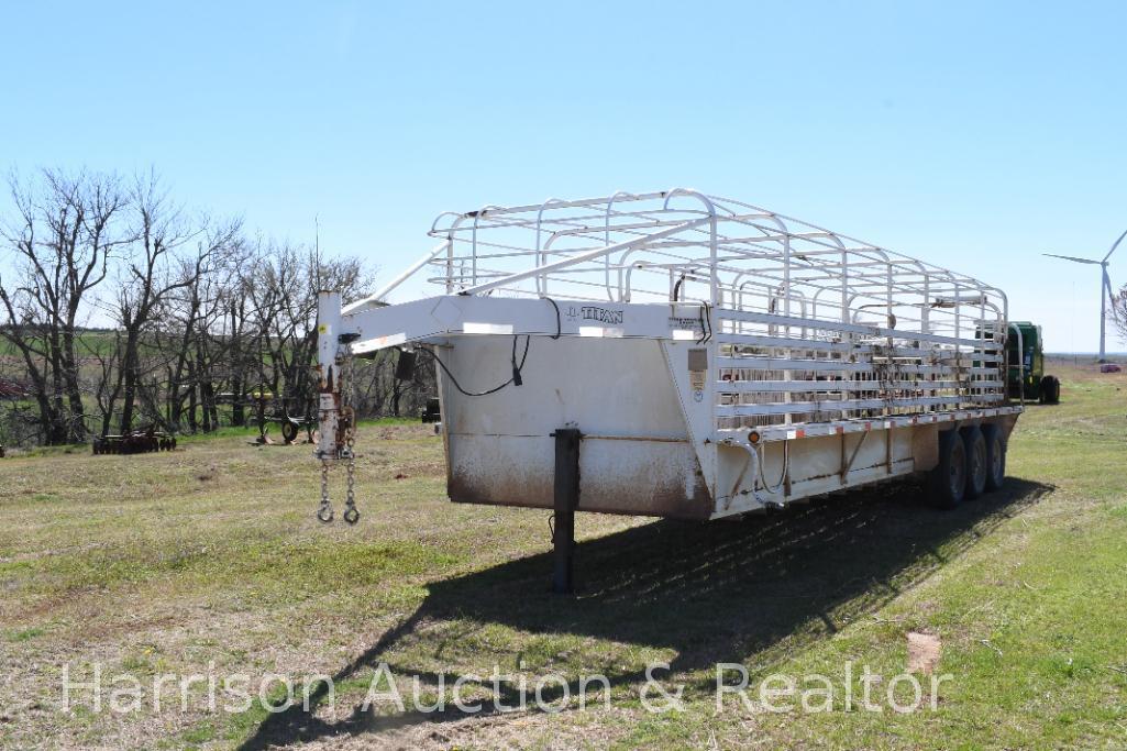 28FT X 6FT 8IN TITAN GOOSENECK STOCK TRAILER