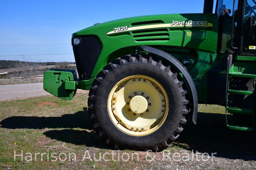 2004 JOHN DEERE 7820