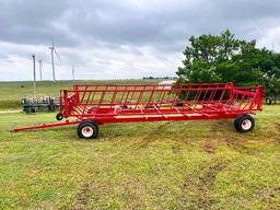 EZ TRAIL CF 890 MOBILE HAY FEEDER