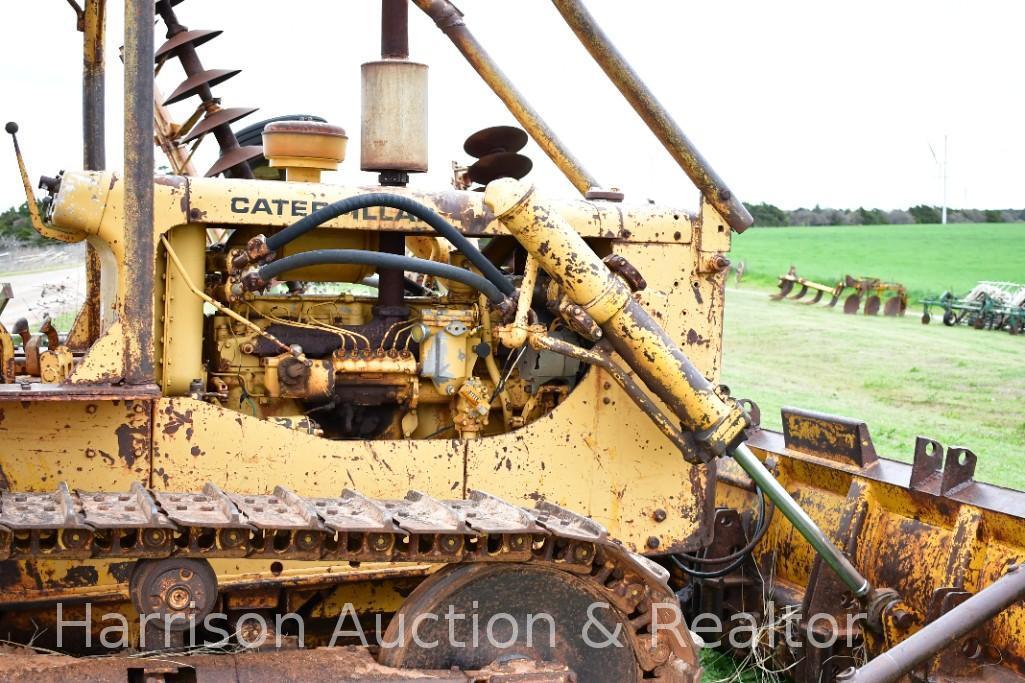 CAT D6B DOZER