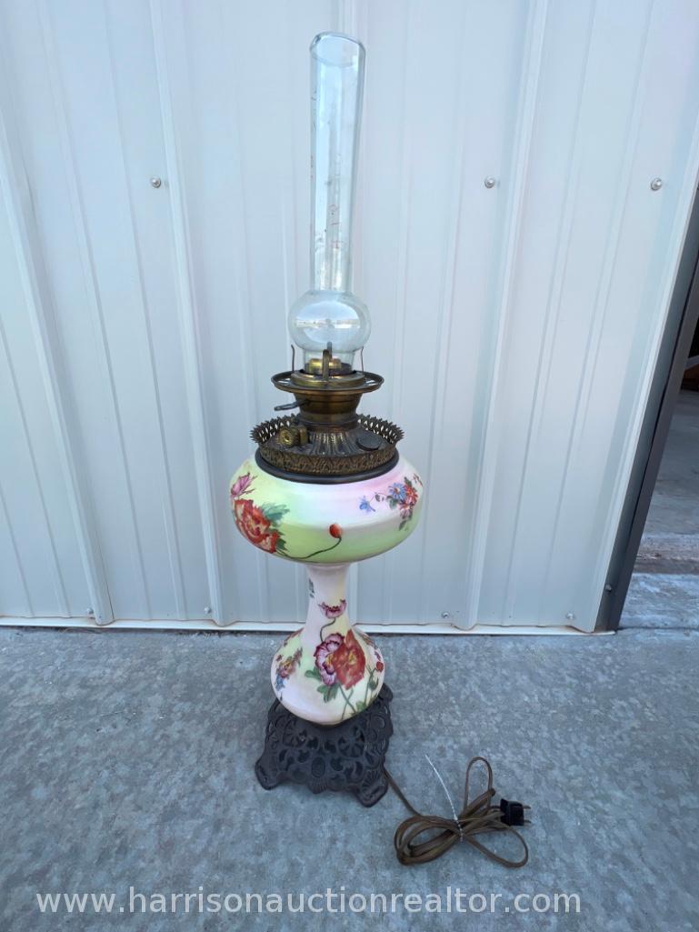 Vintage Gone With the Wind Hurricane Parlor Lamp