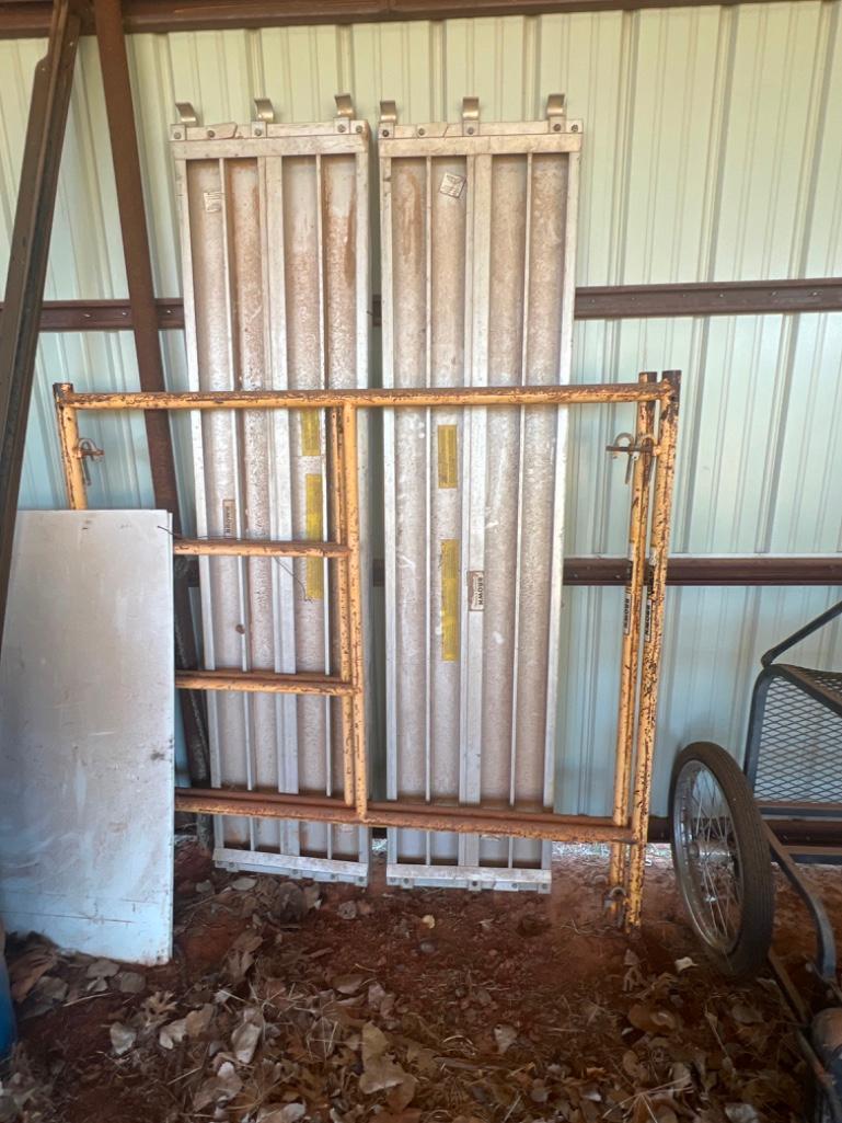 Brown Scaffolding