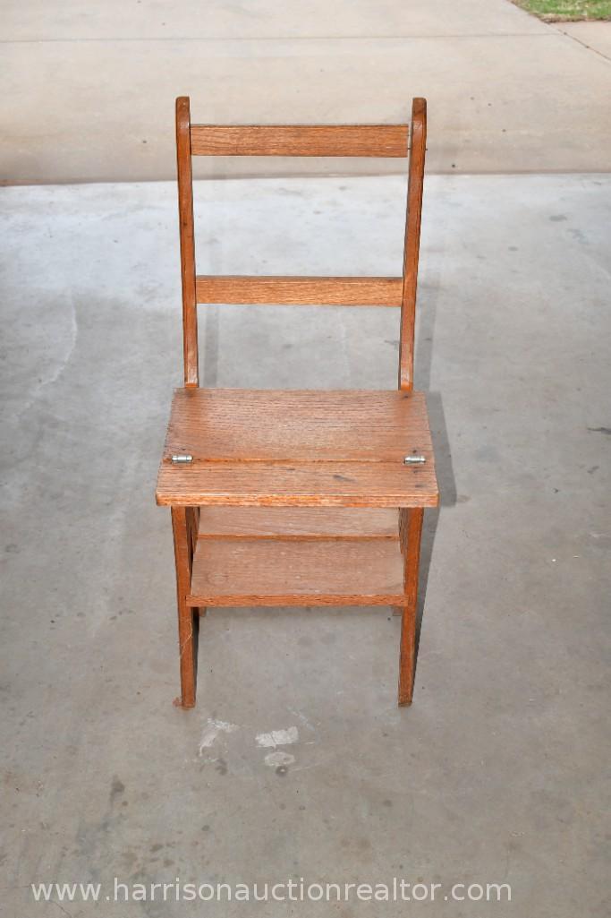 WOODEN CONVERTIBLE STEPLADDER AND CHAIR COMBO
