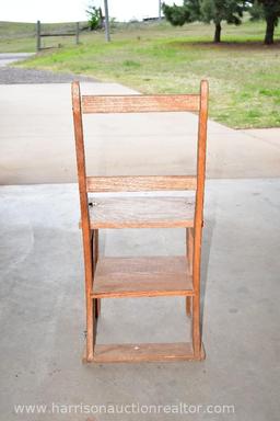 WOODEN CONVERTIBLE STEPLADDER AND CHAIR COMBO