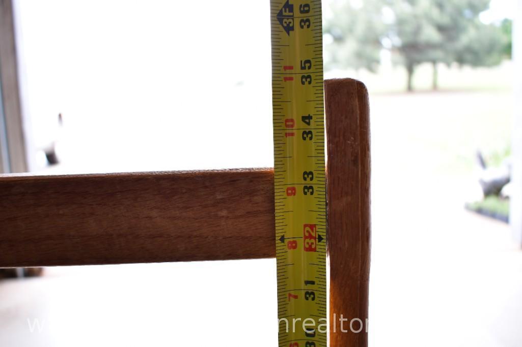 WOODEN CONVERTIBLE STEPLADDER AND CHAIR COMBO