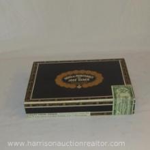Hoyo de Monterrey de Jose Gener Double Corona Cigar Box ? Honduras